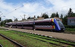 FOTO Trenul Leon, primul DMU construit integral în România după cel de-al Doilea Război Mondial, ajunge în București