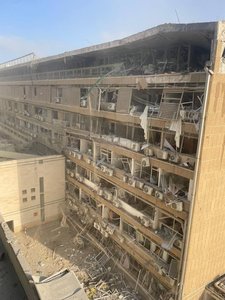UPDATE - Un spital israelian a fost lovit după o nouă salvă de rachete trasă de Iran, explozii violente s-au auzit în Tel Aviv şi Ierusalim / O rachetă a lovit oraşul Holon / Sunt zeci de victime - VIDEO, FOTO