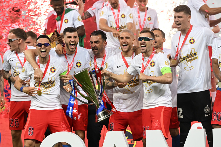FCSB îşi poate pierde unul dintre cei mai vechi jucători! S-a săturat de situaţia actuală şi îşi face bagajele! Singura condiţie impusă pentru a rămâne
