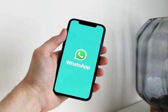 WhatsApp amâna activarea reclamelor în Europa cel puţin până anul viitor